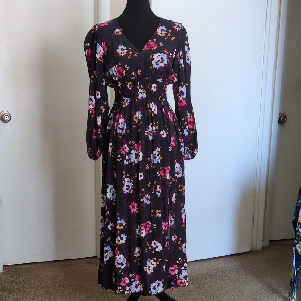 GAP Smocked V-Neck Maxi Dress Small